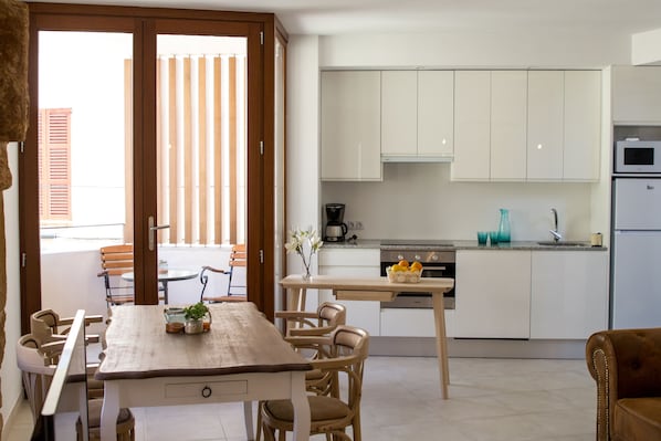 Exclusive Apartment, 2 Bedrooms, City View | Private kitchen - Alcudia Petit (Alcúdia)