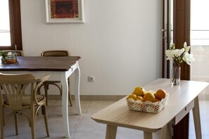 Dining - Alcudia Petit (Alcúdia)