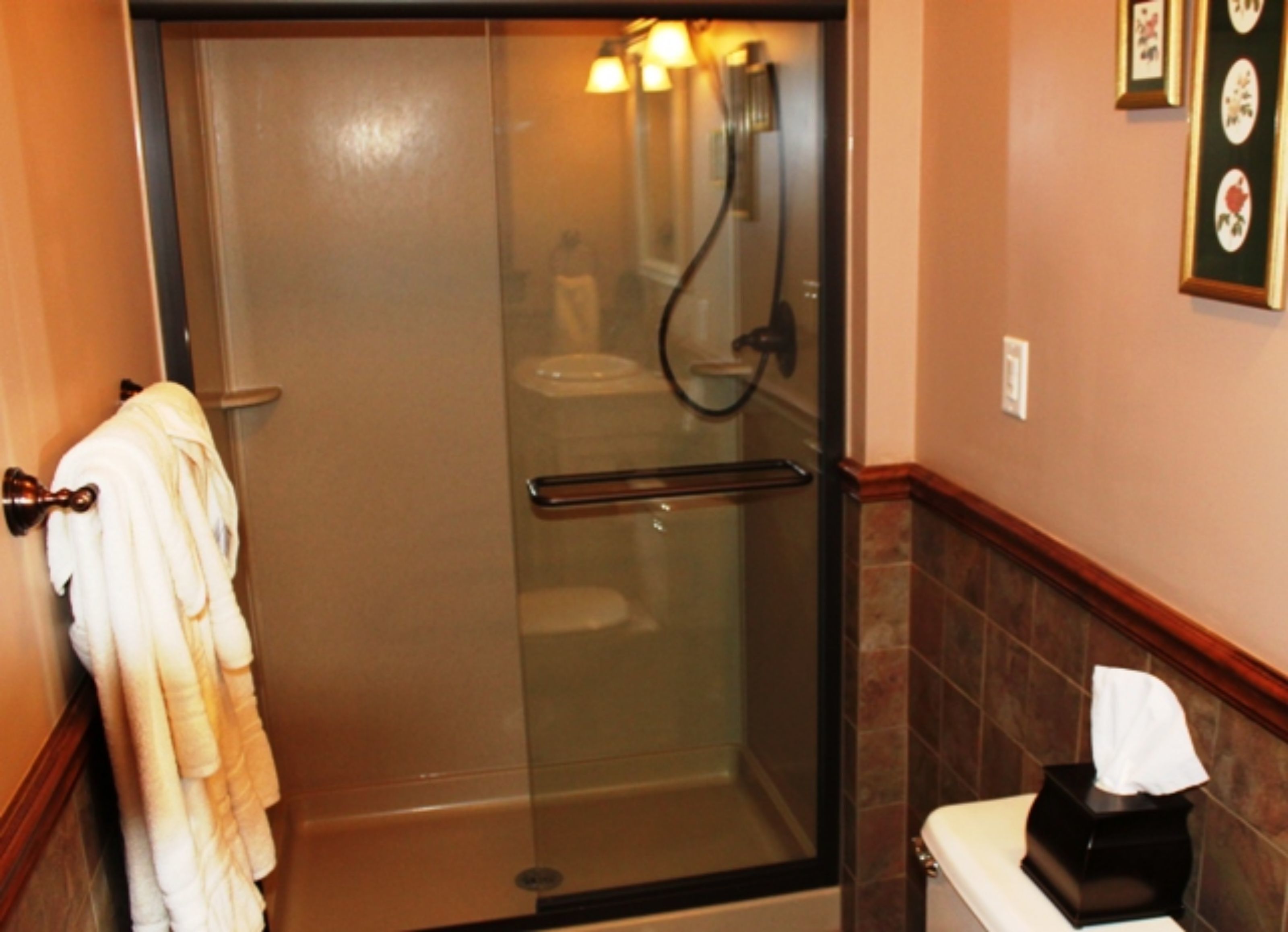 Dobbeltrom, eget bad (202) | Bad