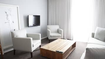 Deluxe Room | Living area | Smart TV