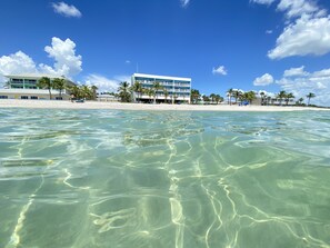 Privat strand, surfing, kajakkpadling og roing