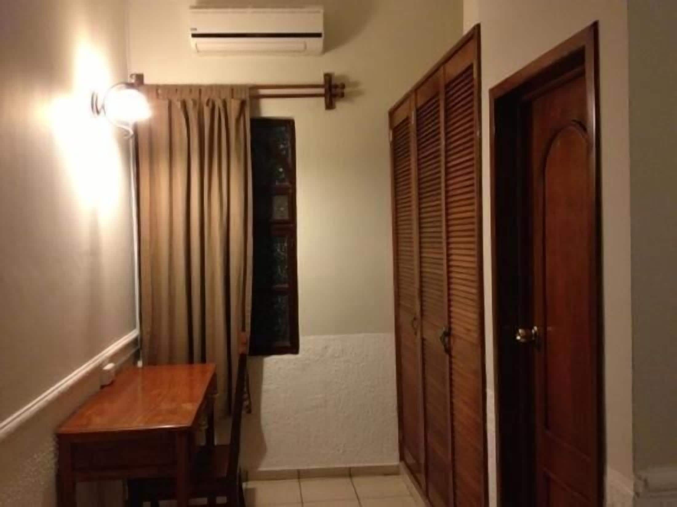 1 bedroom, in-room safe, individually decorated, individually furnished