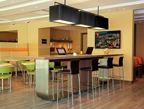 Lobby - Hampton by Hilton Barranquilla (Barranquilla)