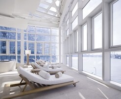 Indoor pool, pool loungers