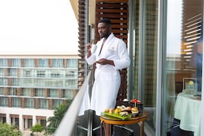 舒適加層、免費迷你吧、客房內保險箱、書桌