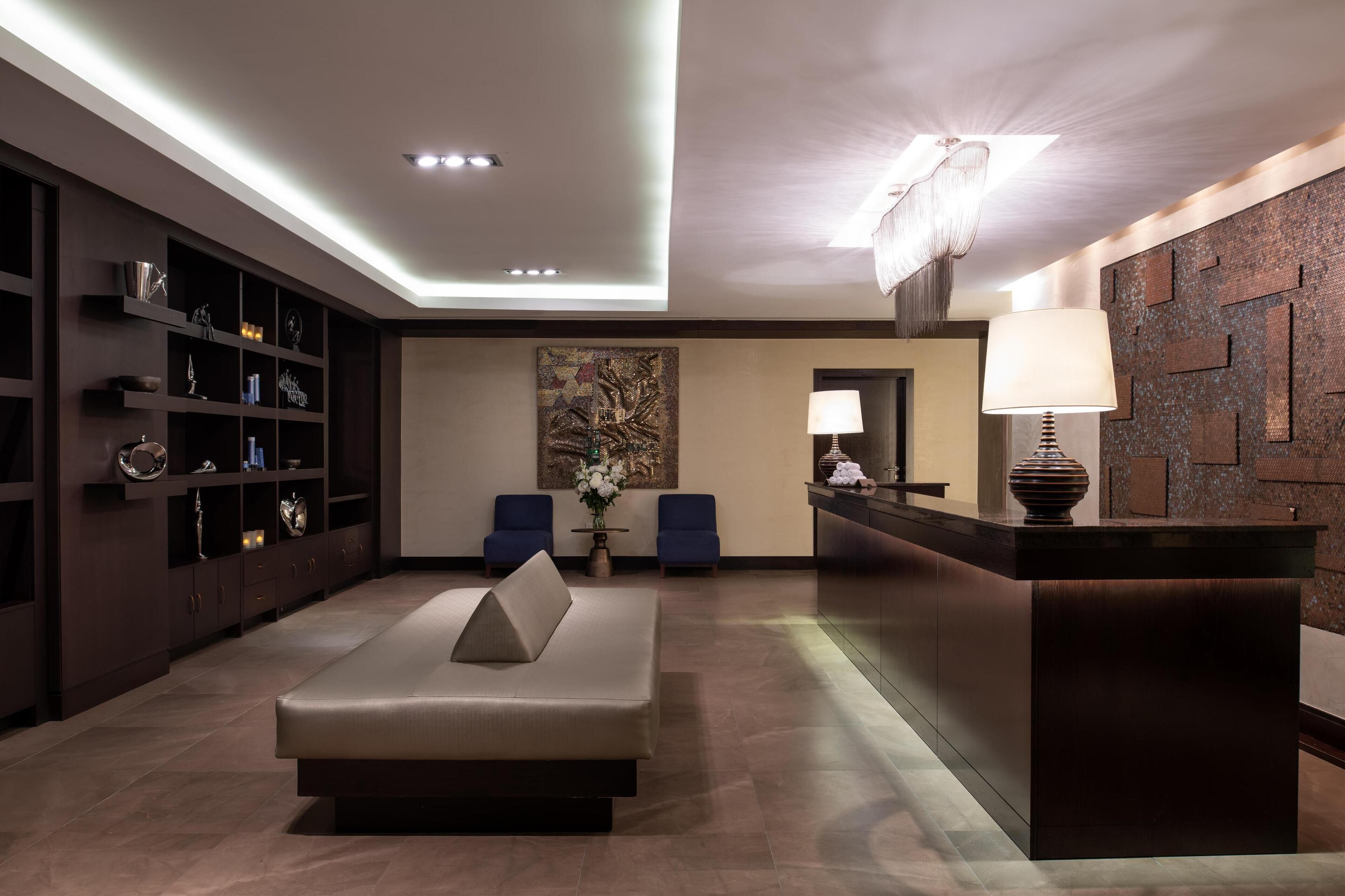 Couples treatment rooms, Turkish bath, body treatments, aromatherapy