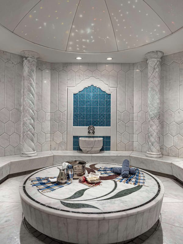 Couples treatment rooms, sauna, hot tub, steam room, Turkish bath