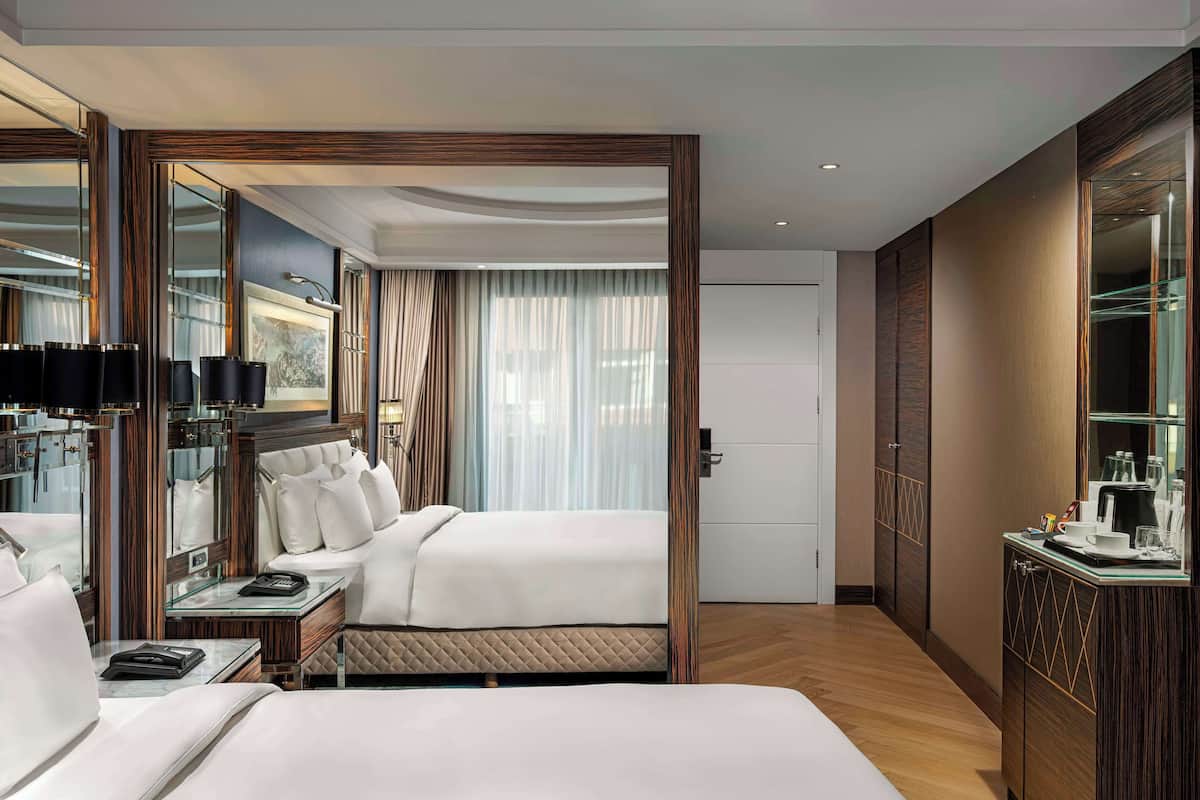 Standard Room | Tempur-Pedic beds, minibar, in-room safe, desk