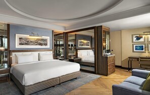 Colchones Tempur-Pedic, minibar, caja fuerte y escritorio