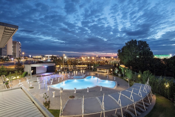 Indoor pool, seasonal outdoor pool