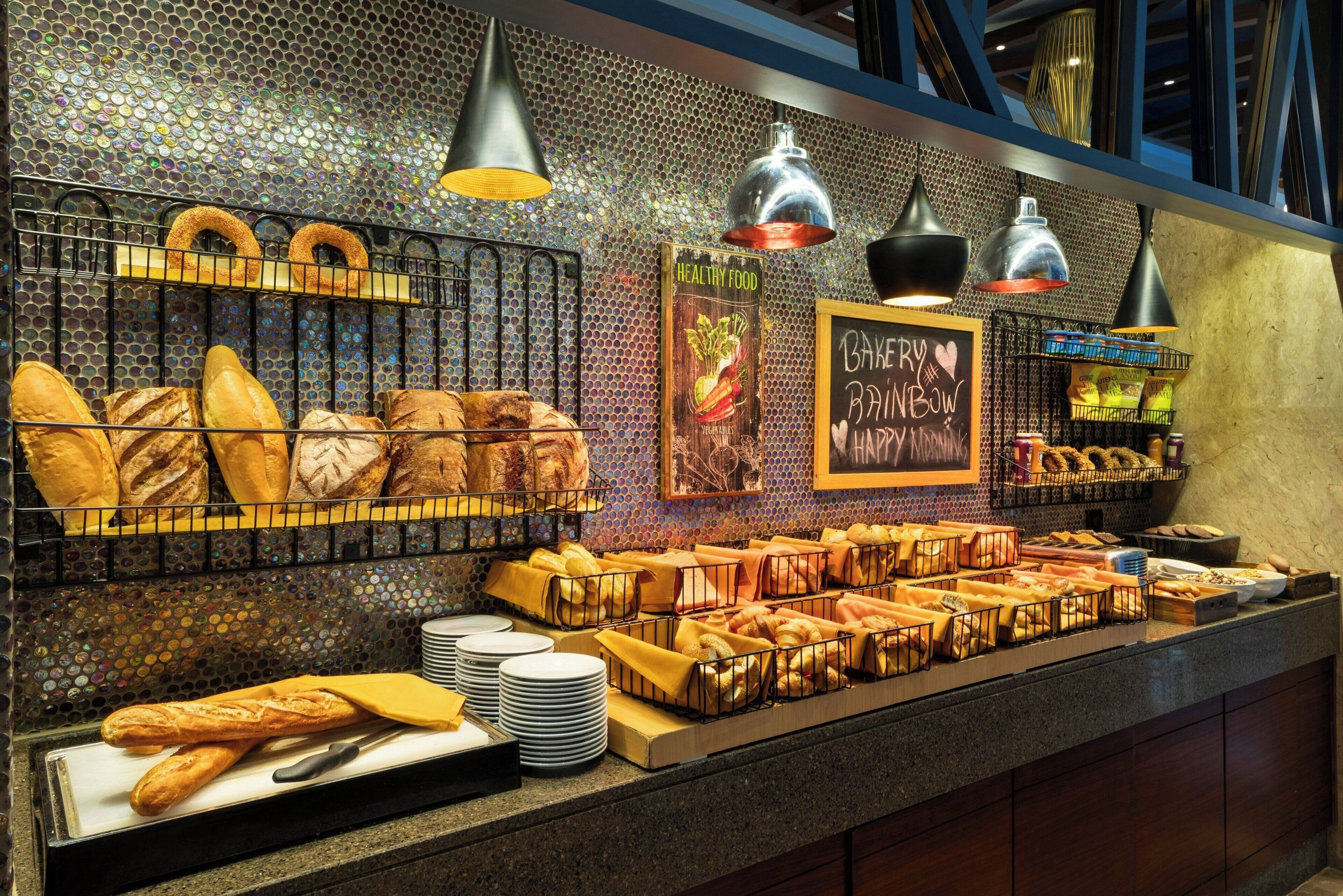 2 restaurants, breakfast, lunch, dinner served; turkish cuisine