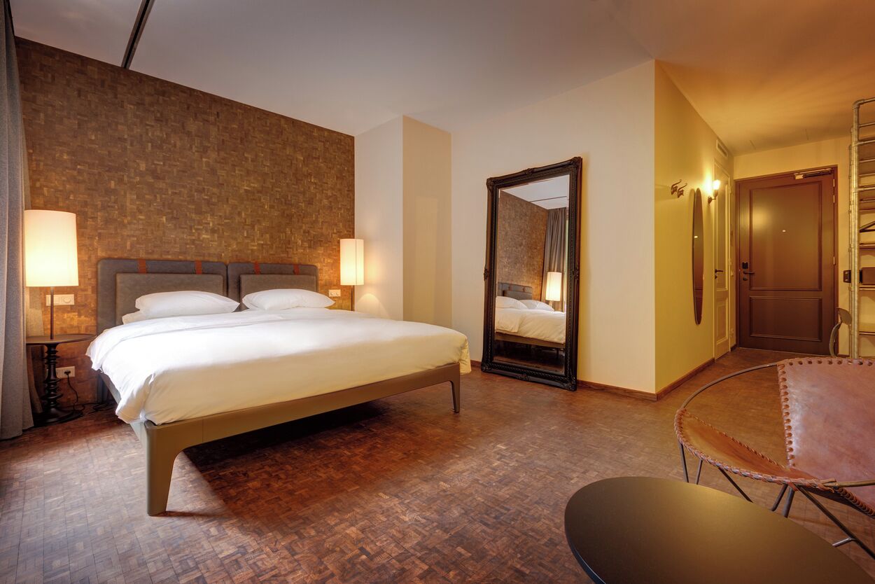 superior double or twin room | 1 bedroom, in-room safe, desk, iron/ironing board