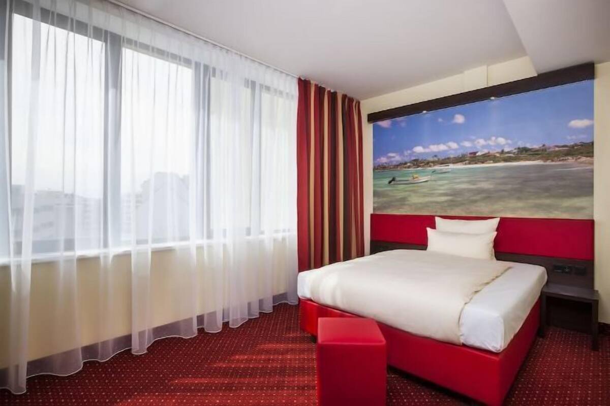 In-room safe, desk, laptop workspace, blackout curtains