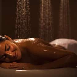 Sale per trattamenti di coppia, sauna, vasca idromassaggio, bagno turco