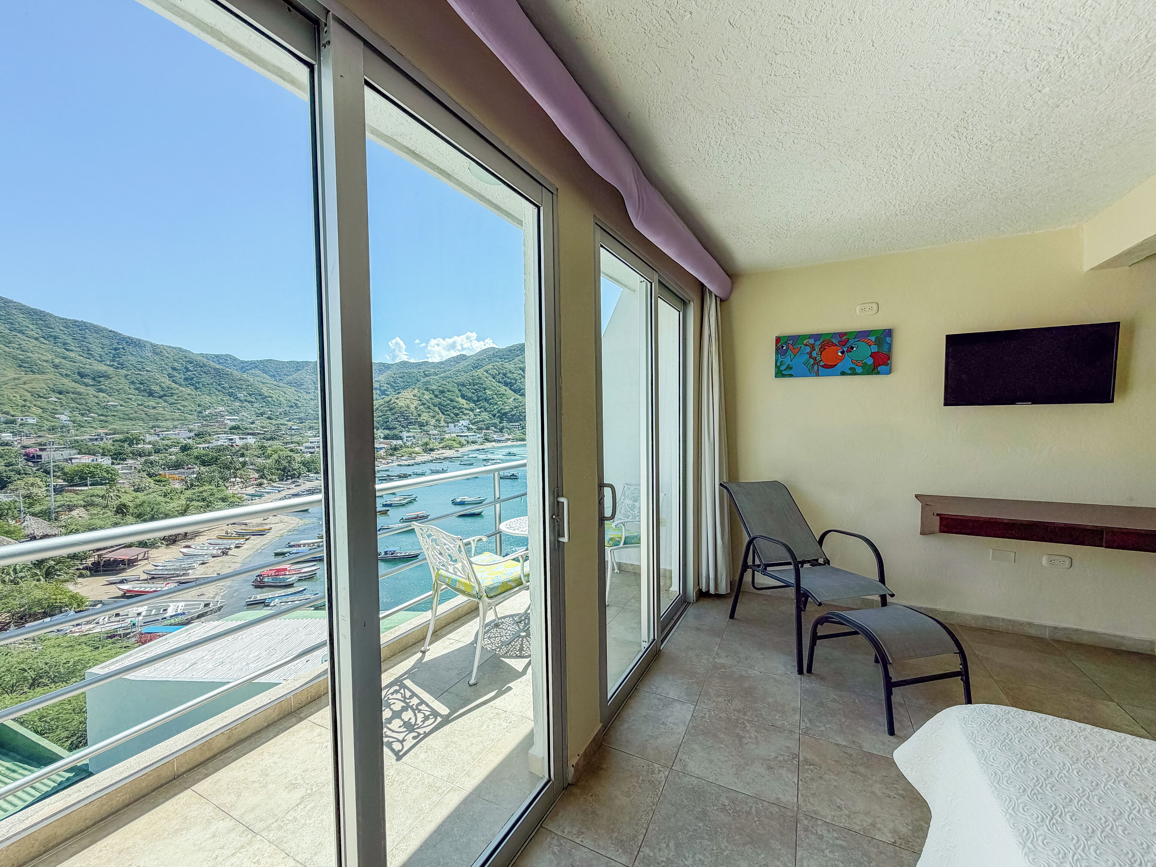 32 吋電視連有線電視頻道