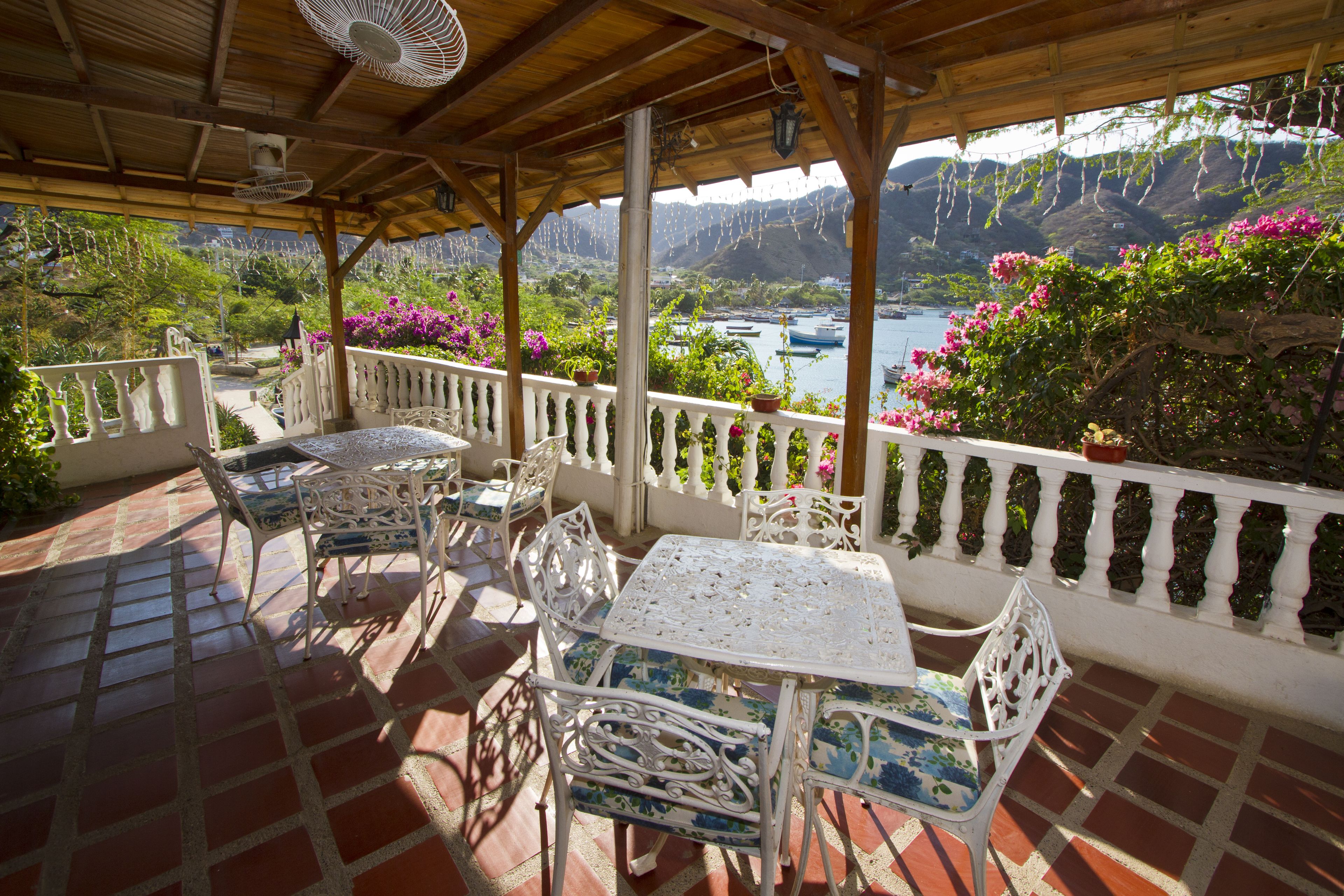 ลานระเบียง/นอกชาน