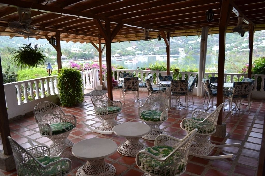 Tempat makan luar
