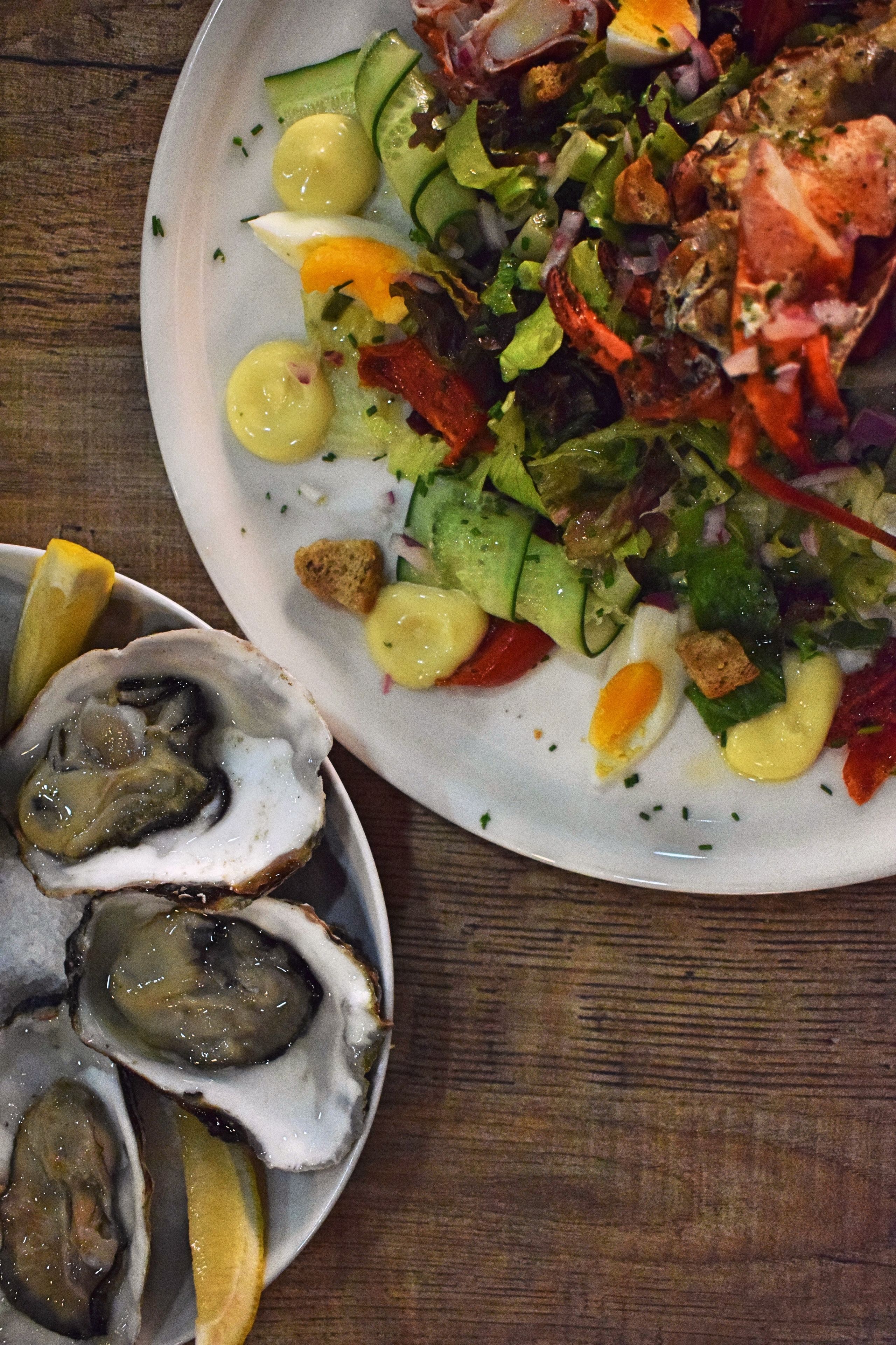 lunch and dinner served