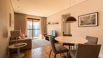 Premium Apartment | Dining room