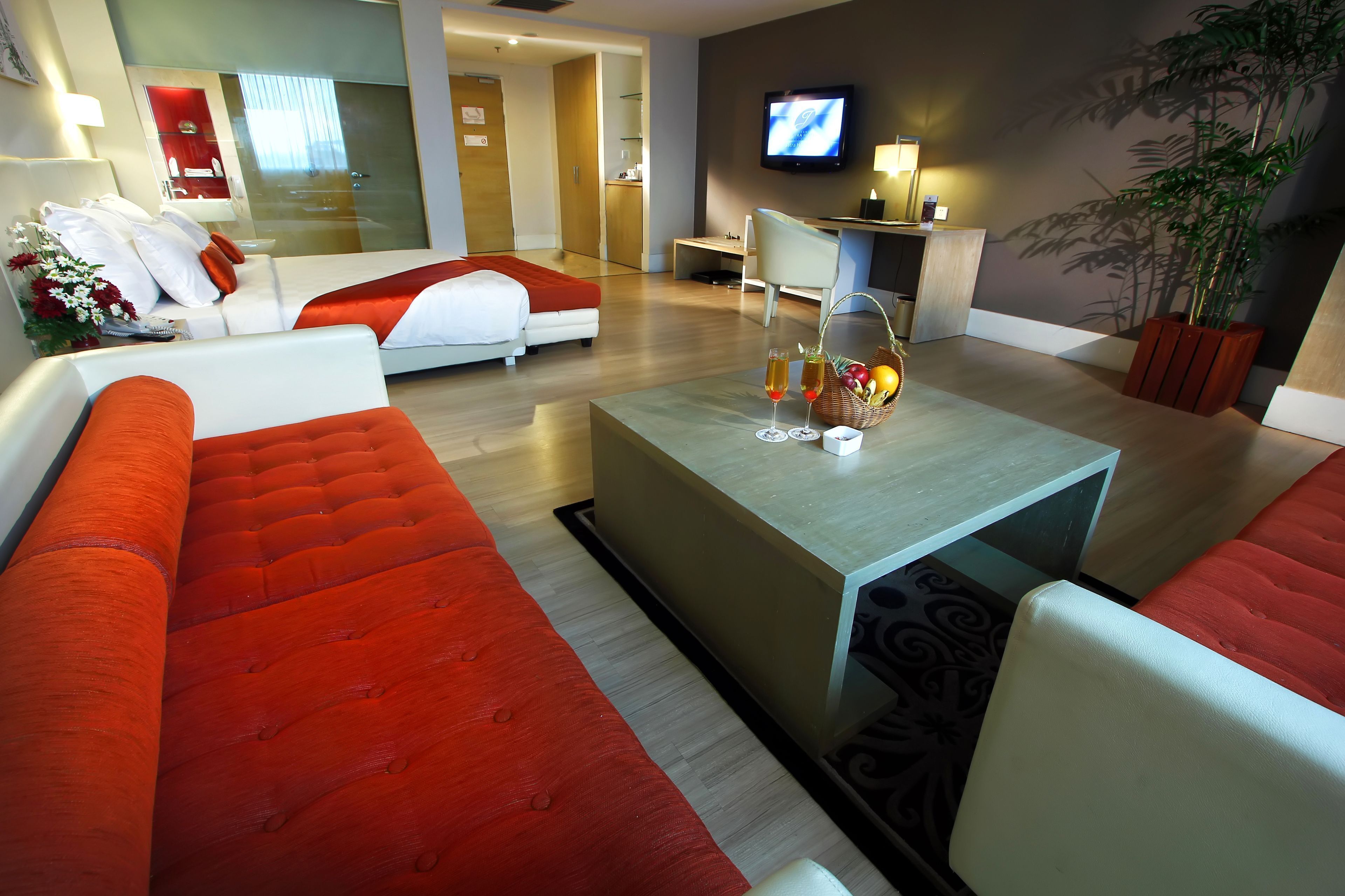 Minibar, in-room safe, desk, soundproofing