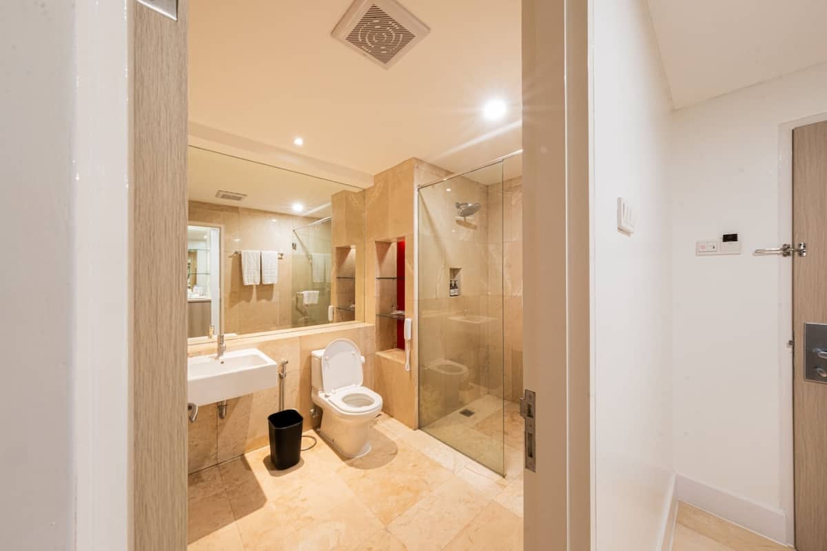 Executive Twin Room | Bathroom