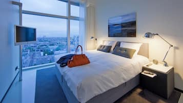 Seprai antialergi, brankas, dan ruang kerja ramah laptop