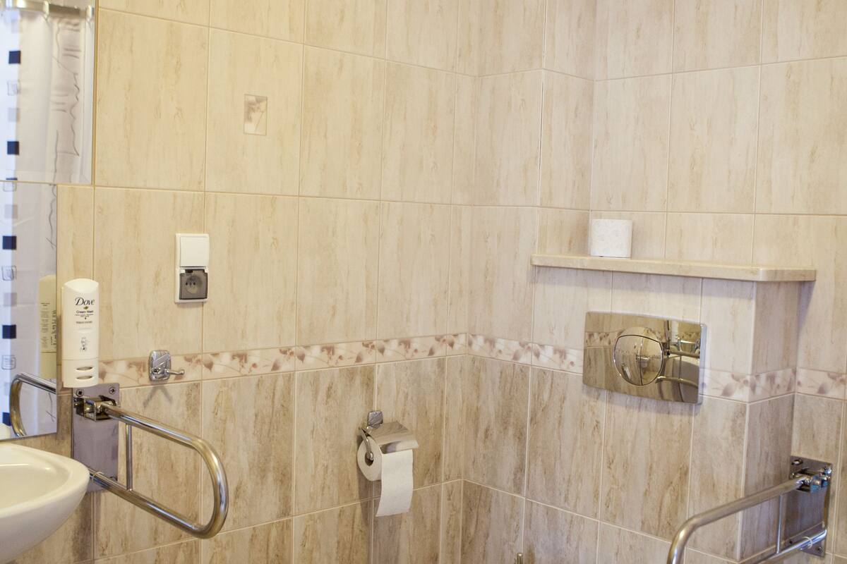 single room | bathroom | shower, designer toiletries, hair dryer, towels