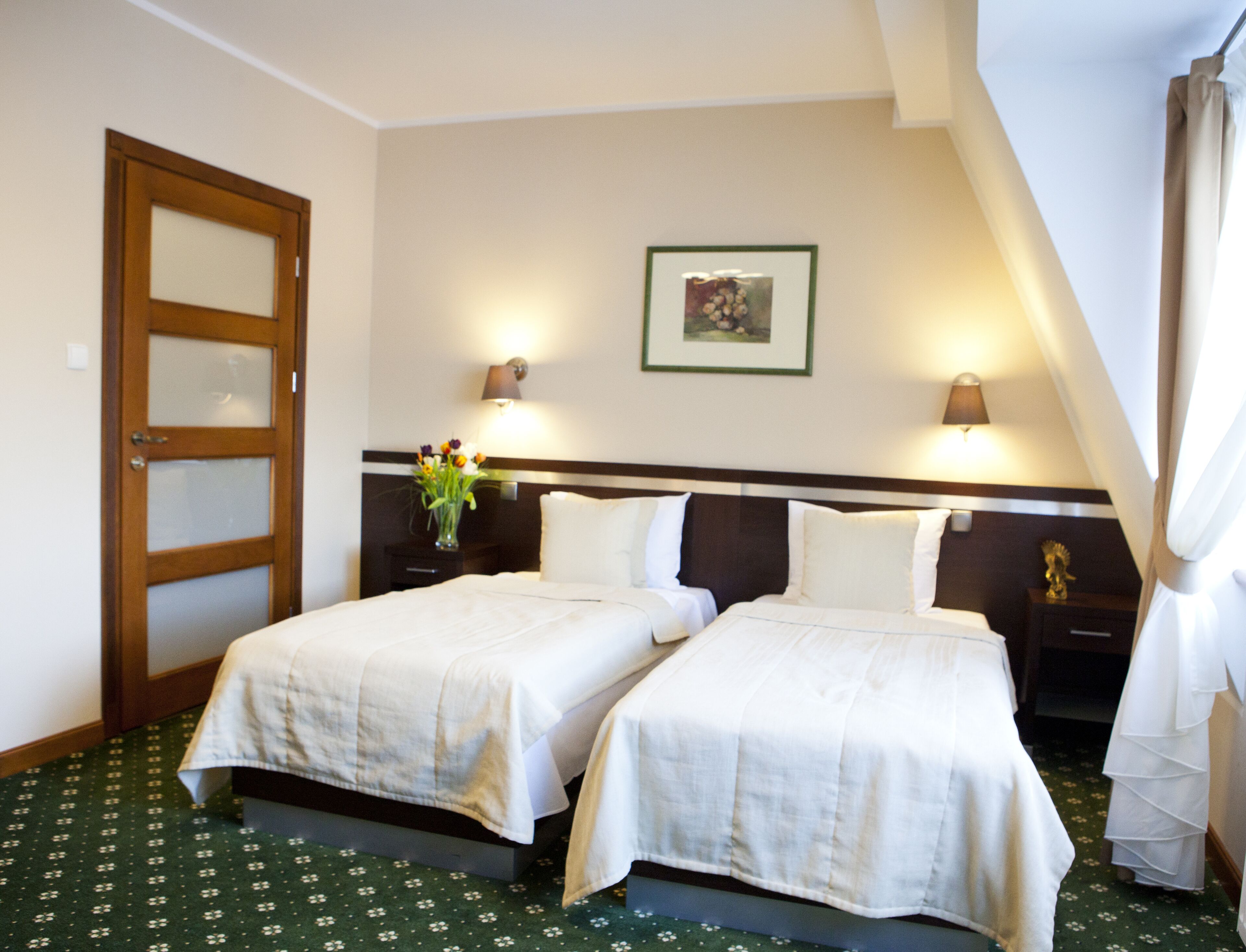 standard double room | desk, blackout curtains, iron/ironing board, free wifi