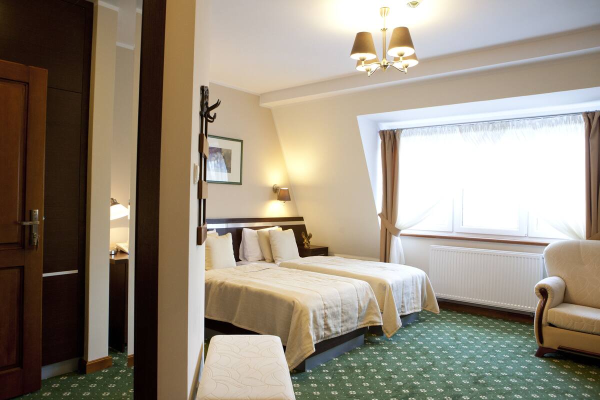 desk, blackout curtains, iron/ironing board, free wifi