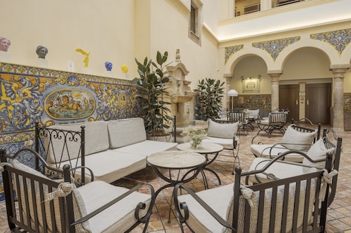 Hotel ILUNION Mérida Palace (9)