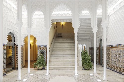 Hotel ILUNION Mérida Palace (2)