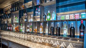 Bar (en el alojamiento)