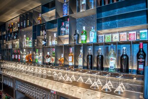 Bar (en el alojamiento)