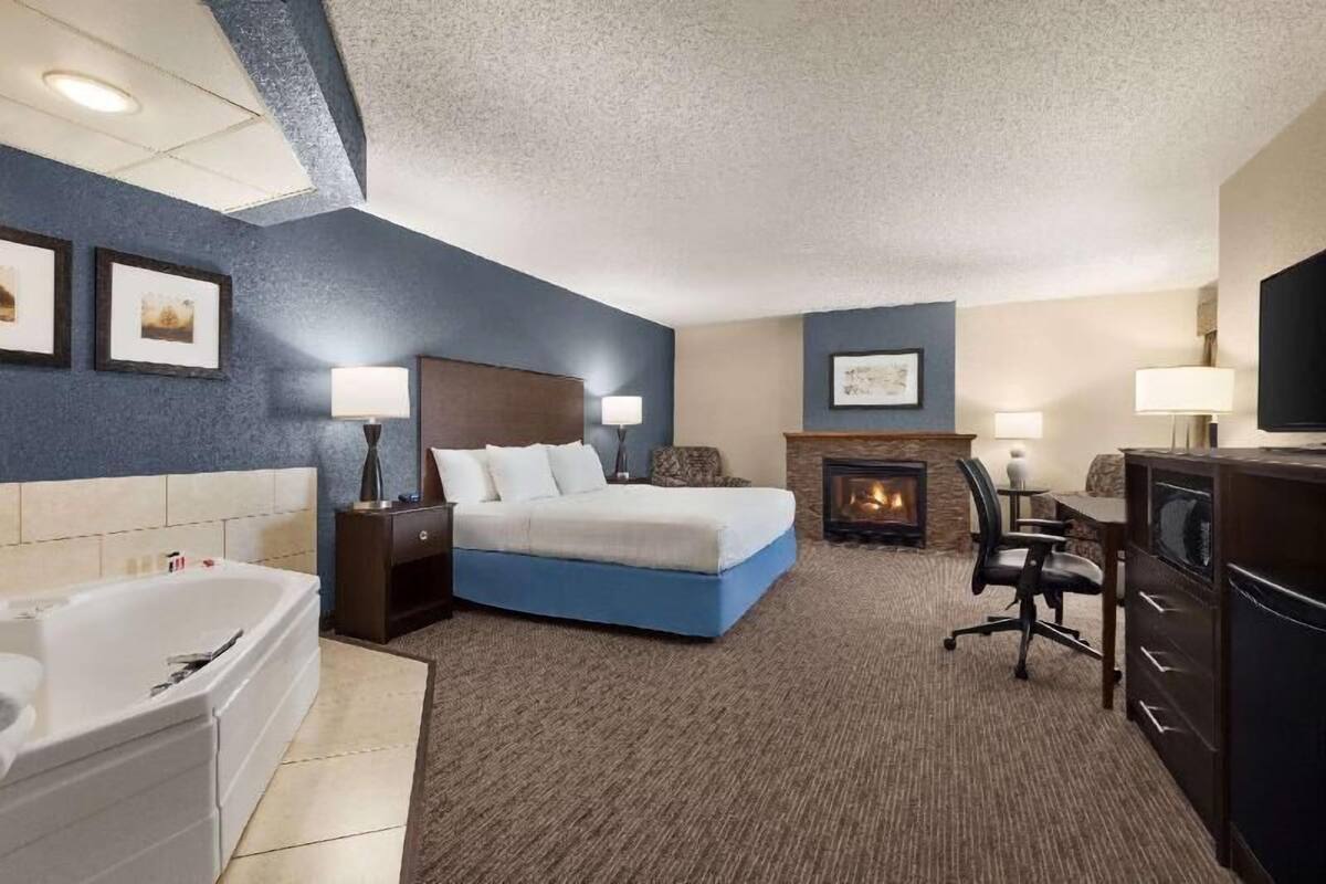 Pillow-top beds, in-room safe, desk, blackout curtains