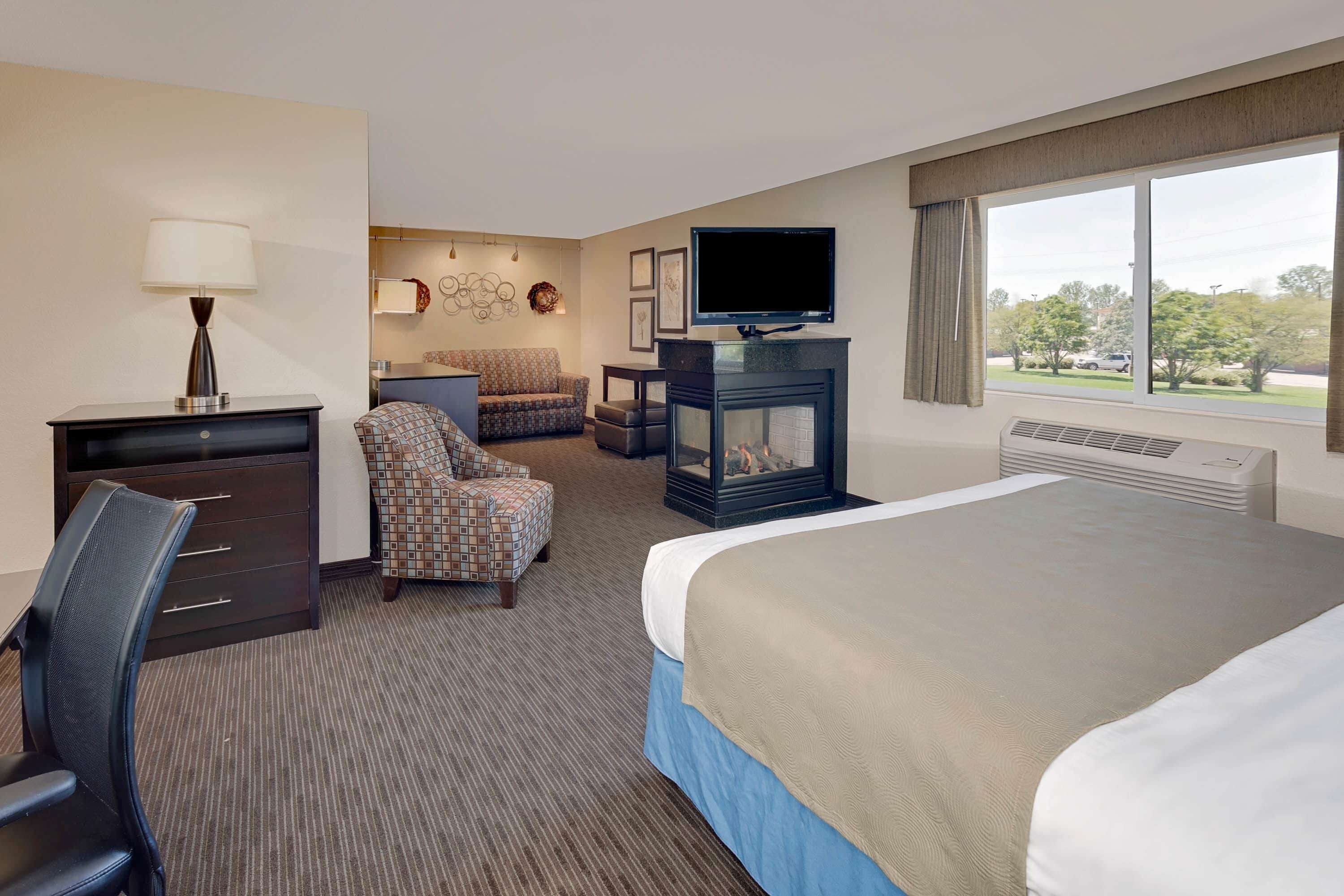 pillow-top beds, in-room safe, desk, blackout curtains