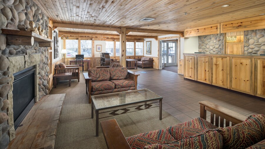 River Canyon Lodge