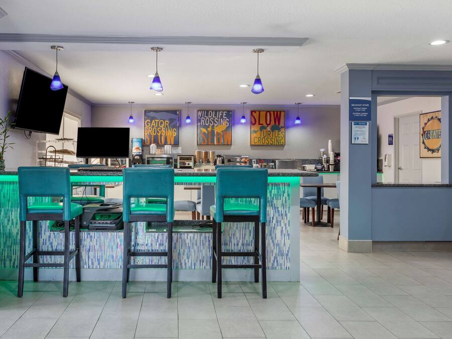 Desayuno completo gratuito