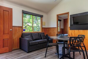 Cabane Standard, 2 chambres, non-fumeur, cuisine | Coin séjour