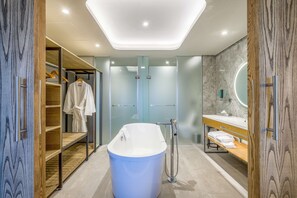 Amenidades de baño ecológicas, secadora de cabello, pantuflas, toallas