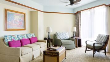 Flat-screen TV, DVD player, iPod dock