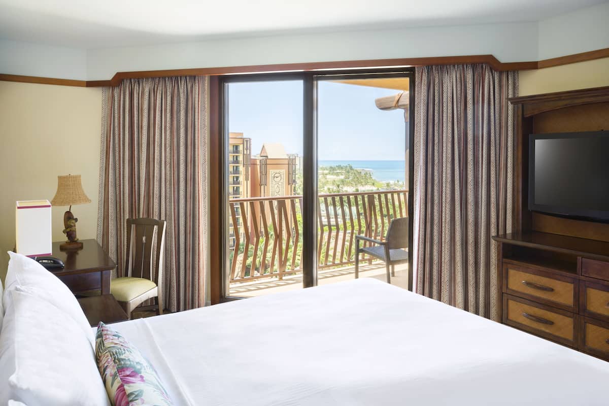 In-room safe, individually decorated, desk, blackout drapes