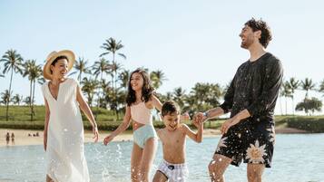 Private beach nearby, beach cabanas, sun-loungers, snorkelling