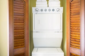 Laundry - Aulani, Disney Vacation Club Villas (Kapolei)