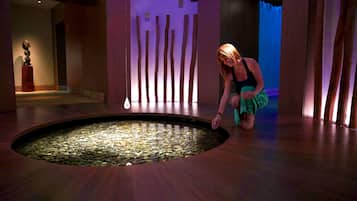 Couples treatment room(s), sauna, hot tub, steam room, body treatments