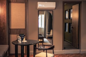 Frida Khalo (Sauna) | Premium bedding, pillowtop beds, in-room safe, desk - Maria Condesa (Mexico City)
