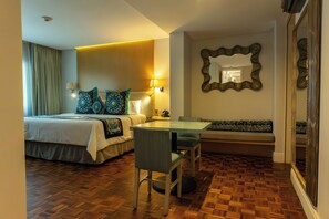 Frida Khalo (Sauna) | 高級寢具、客房內保險箱、書桌、筆電工作空間