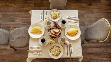 Gratis morgenmadsbuffet hver dag