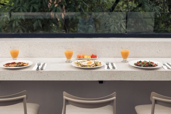 Desayuno buffet incluido todos los días