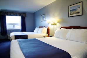 1 bedroom, premium bedding, desk, soundproofing