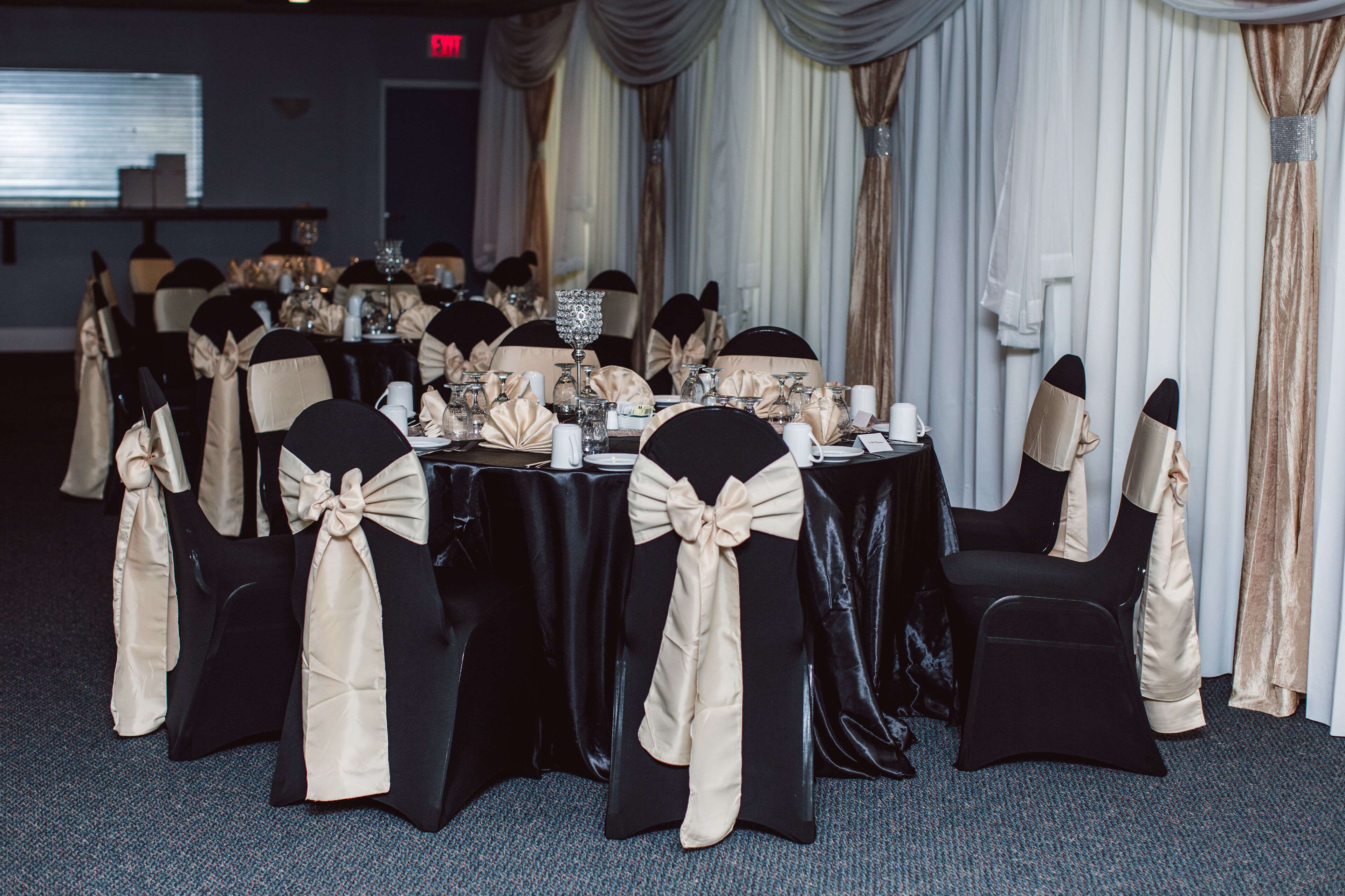 Banquet hall